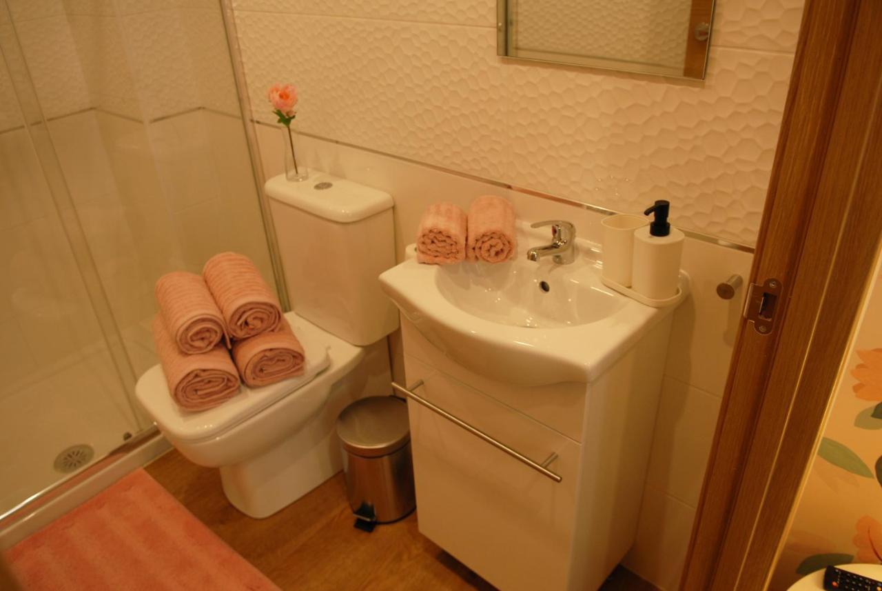 Pink Home Saint-Jacques-de-Compostelle Extérieur photo
